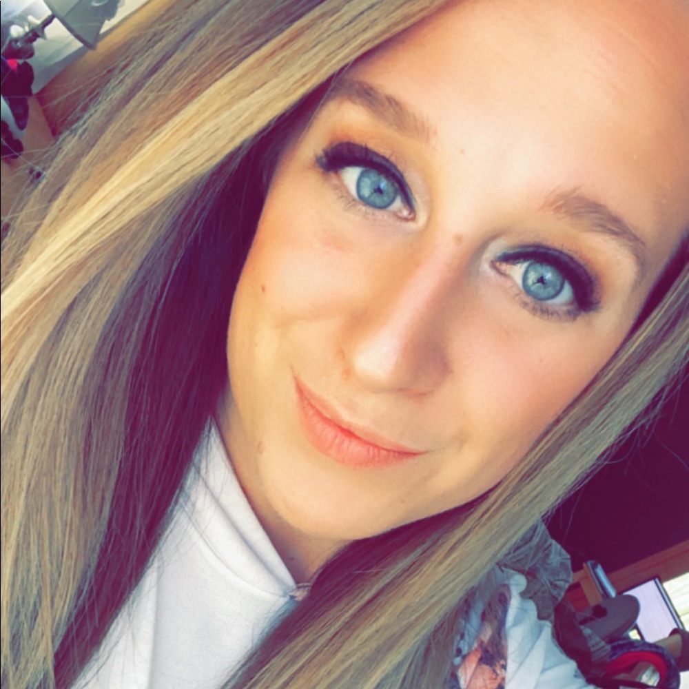 Meet your Posher, Erin